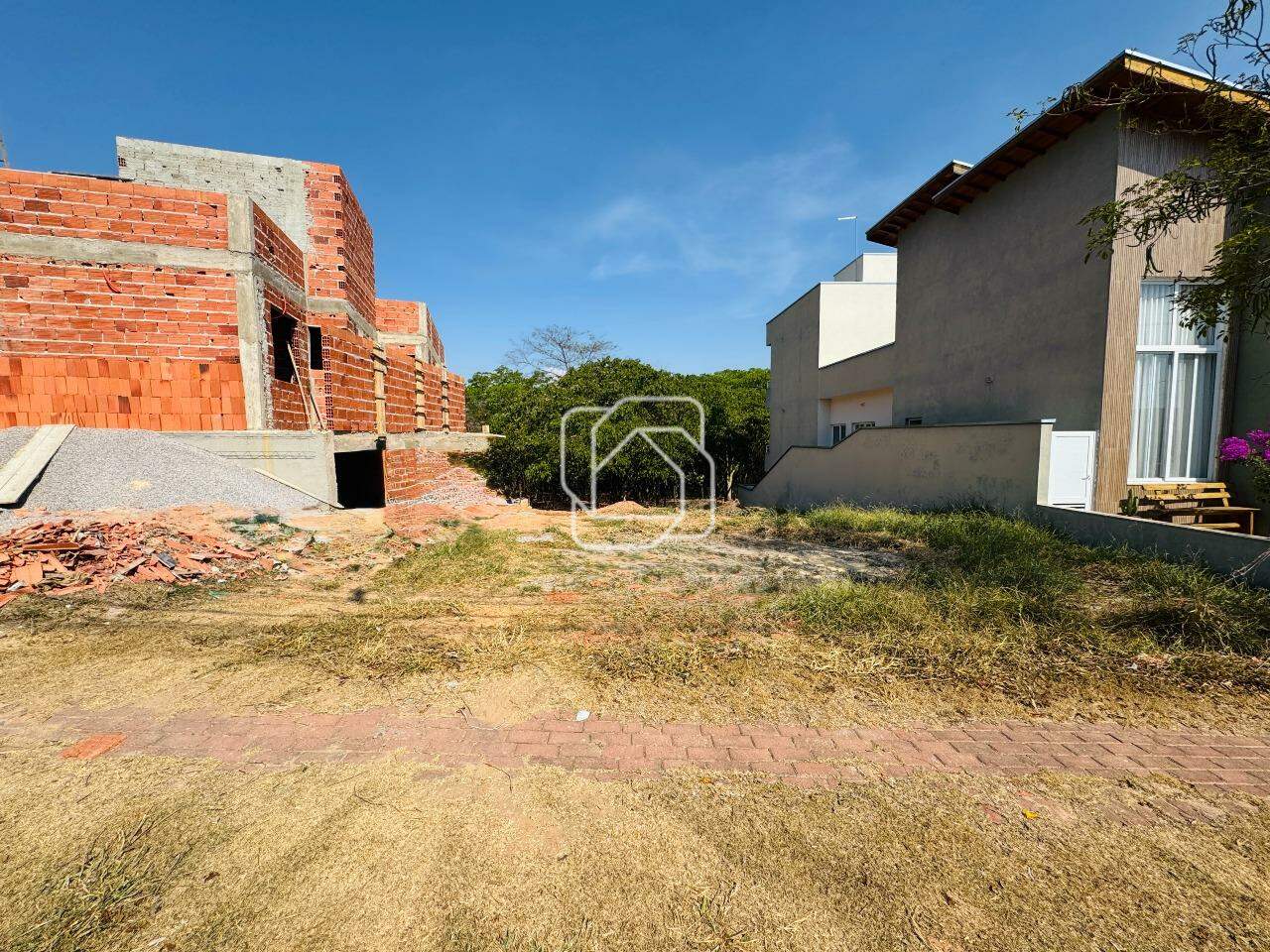 Terreno à venda em Salto - SP - Residencial Lagos D’Icaraí: 