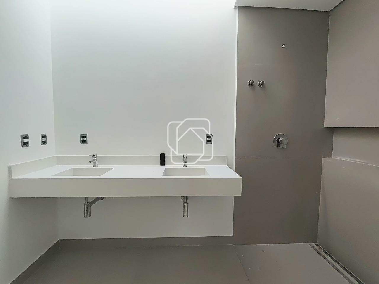 Casa de Condomínio à venda em Itu - SP - Condomínio UNA: Banheiro da Suíte master