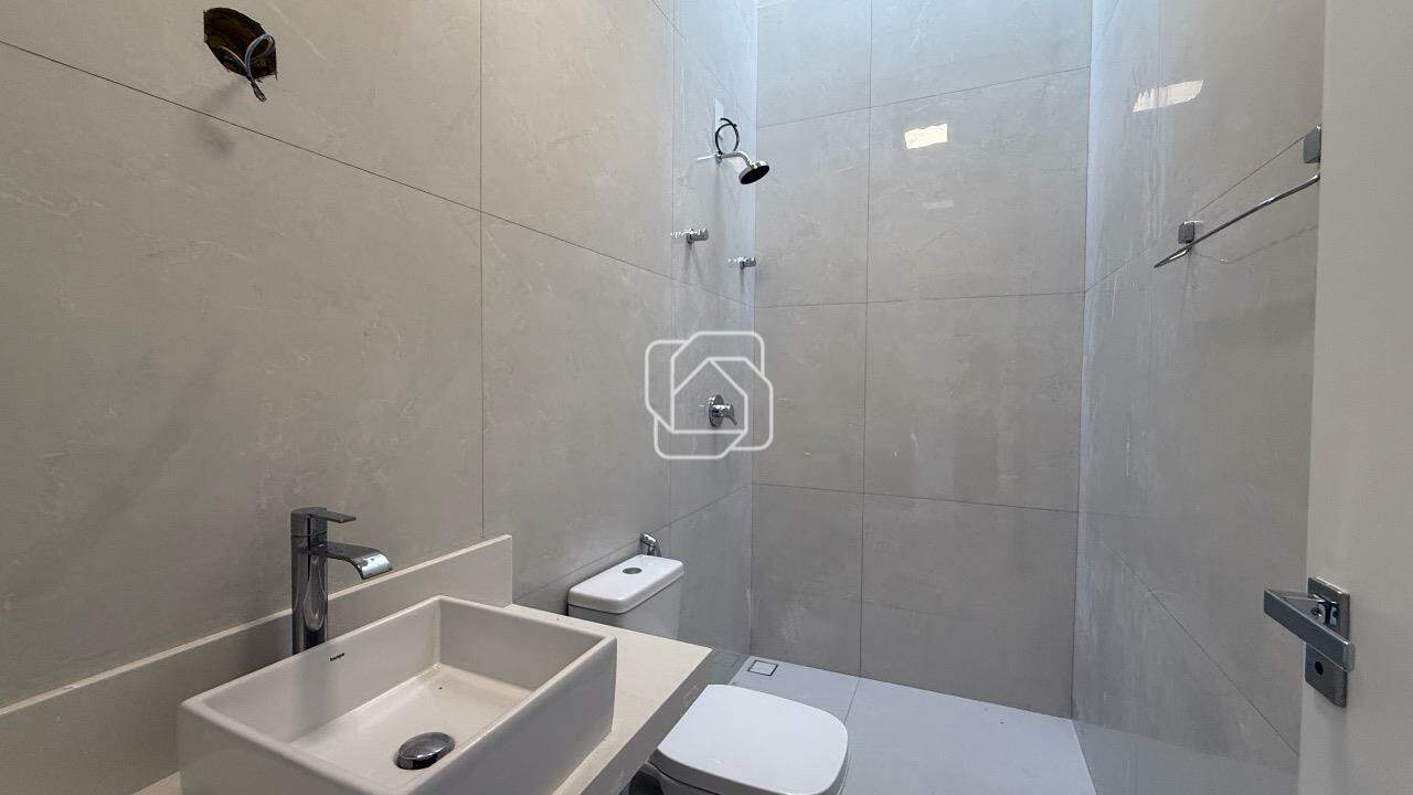 Casa de Condomínio à venda em Indaiatuba - SP - Jardim Residencial Dona Maria Cândida: Banheiro 