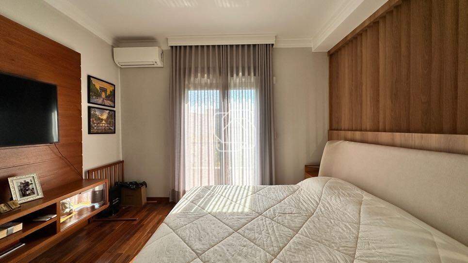 Casa de Condomínio à venda em Indaiatuba - SP - Jardim Residencial Santa Clara: Dormitório