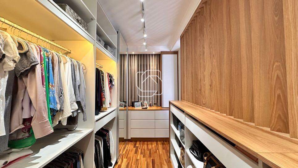Casa de Condomínio à venda em Indaiatuba - SP - Jardim Residencial Santa Clara: Closet