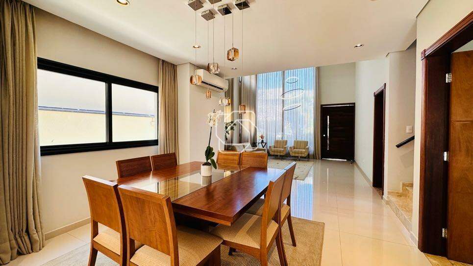 Casa de Condomínio à venda em Indaiatuba - SP - Jardim Residencial Santa Clara: Sala de jantar
