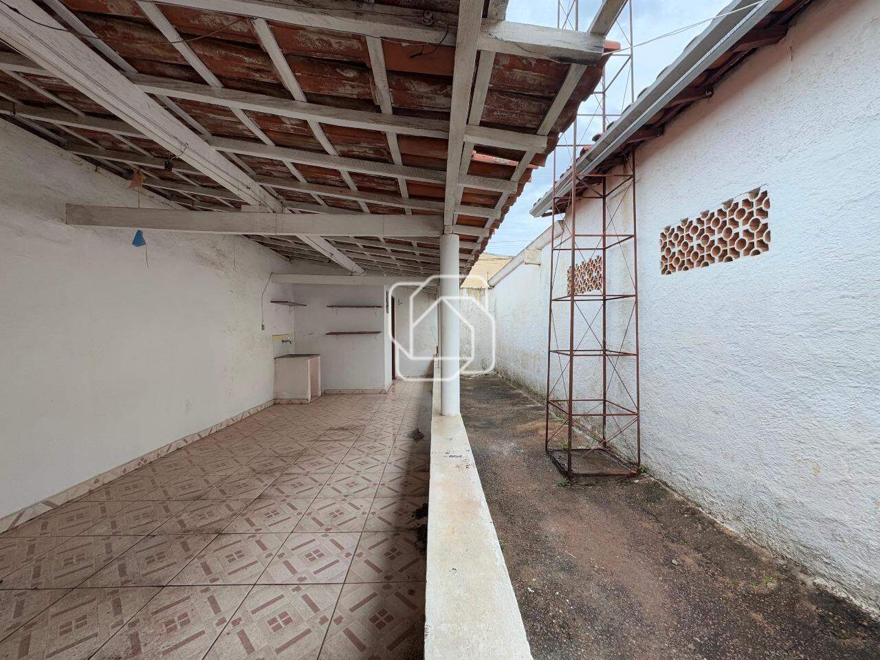 Casa para aluguel em Itu - SP - Vila Santa Terezinha: 