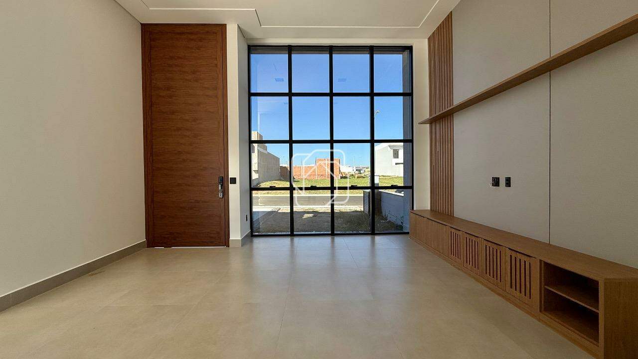 Casa de Condomínio à venda em Indaiatuba - SP - Jardim Residencial Dona Maria Cândida: Sala de estar