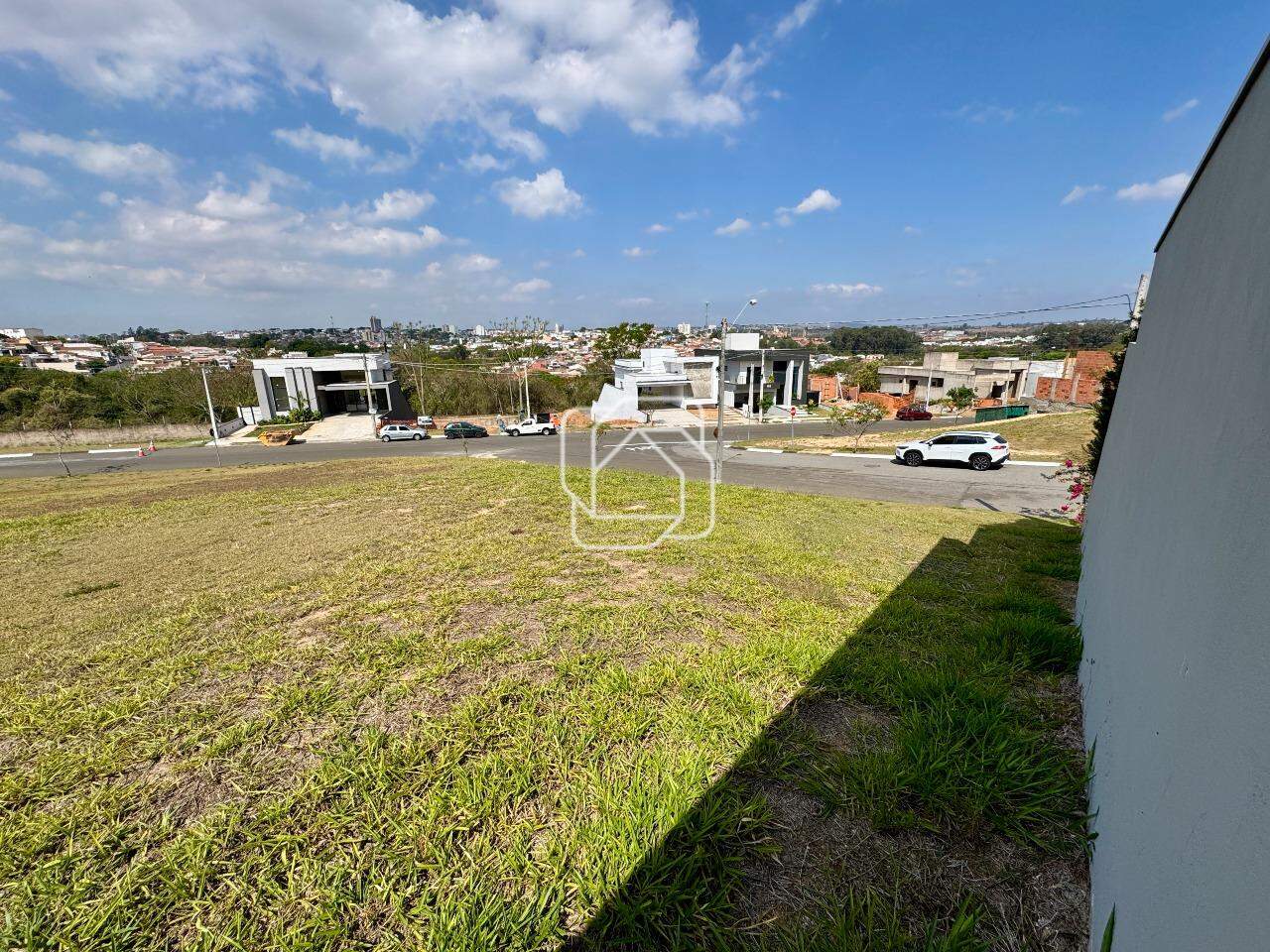 Terreno Comercial à venda em Salto - SP - Mirante dos Ipês: