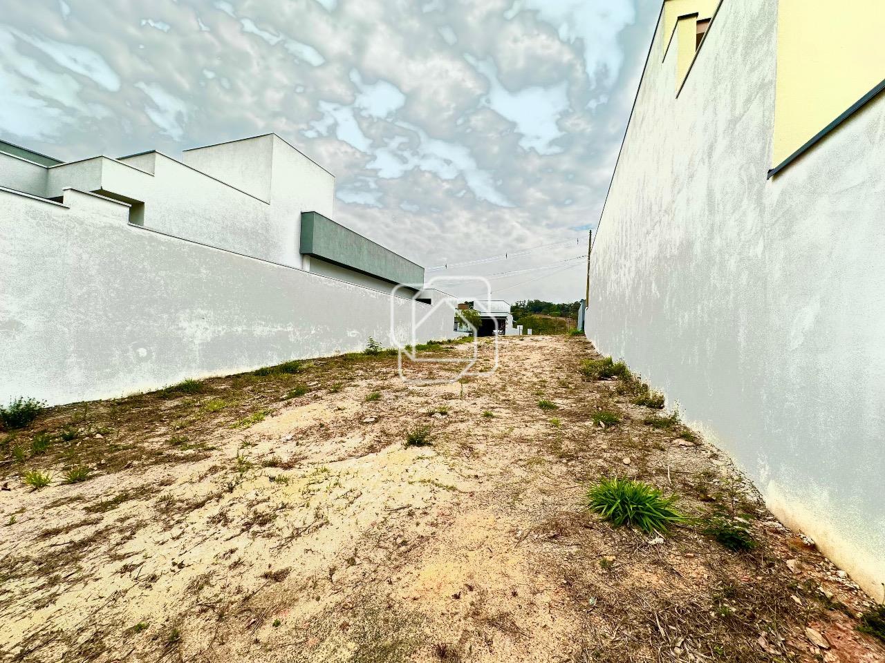 Terreno à venda em Itu - SP - Condomínio Gardenville: 