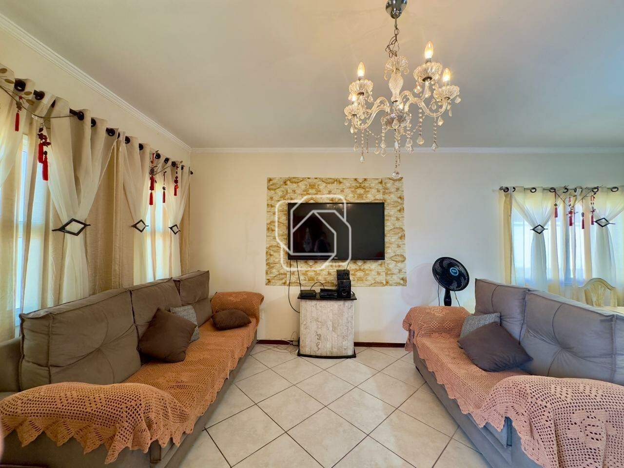 Casa de Condomínio à venda em Itu - SP - Portal da Vila Rica : Sala de estar