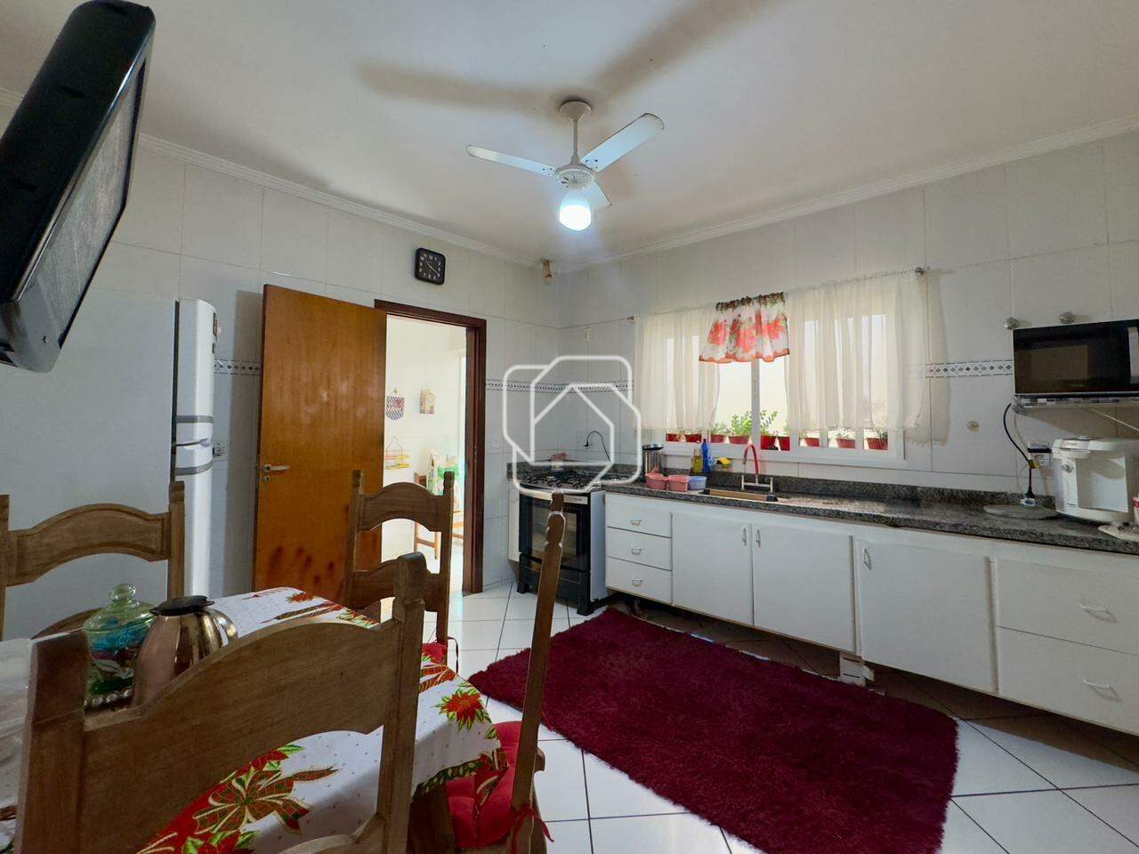 Casa de Condomínio à venda em Itu - SP - Portal da Vila Rica : Cozinha