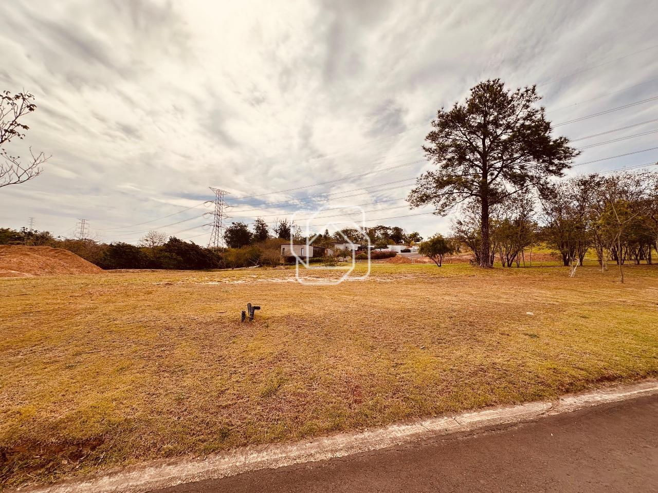 Terreno à venda em Itu - SP - Condomínio Villas do Golfe: 