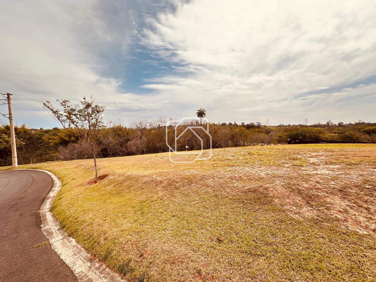 Terreno à venda em Itu - SP - Condomínio Villas do Golfe: