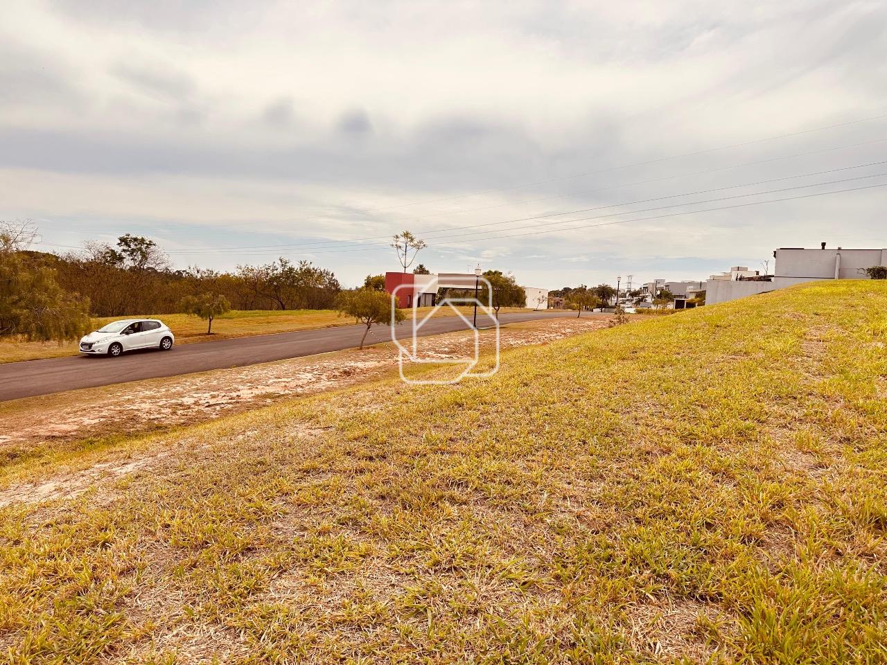 Terreno à venda em Itu - SP - Condomínio Villas do Golfe: 