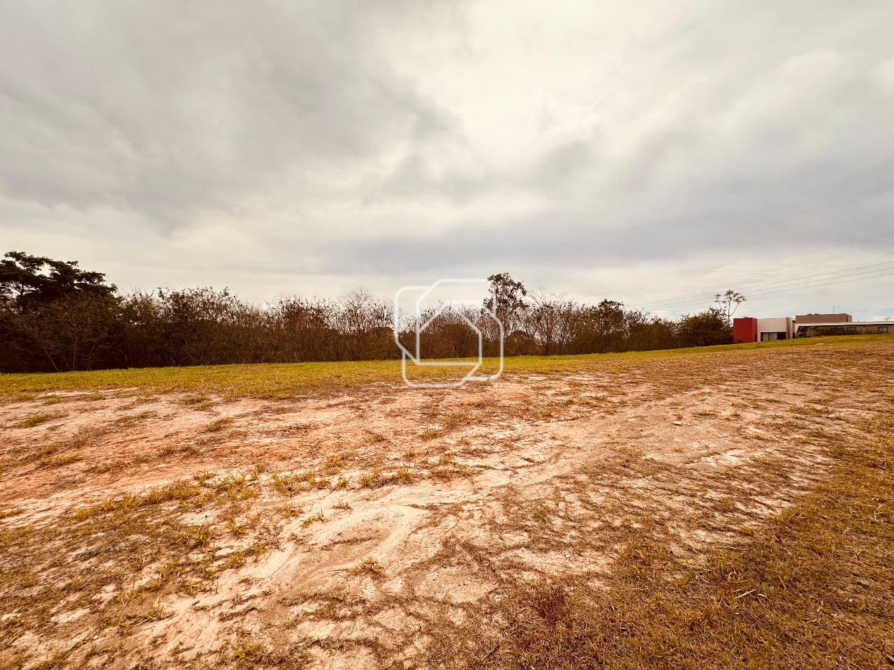Terreno à venda em Itu - SP - Condomínio Villas do Golfe: 
