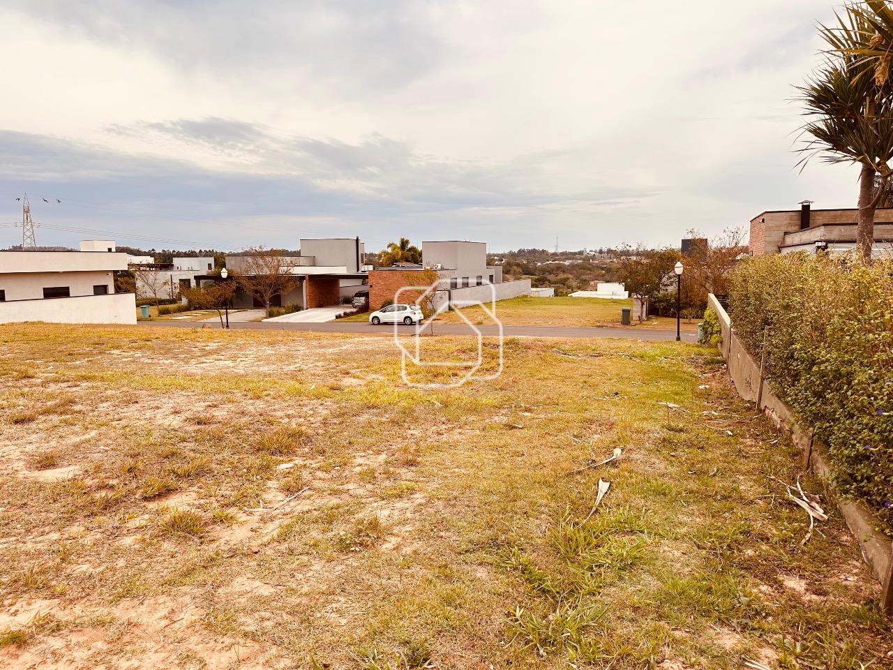 Terreno à venda em Itu - SP - Condomínio Villas do Golfe: