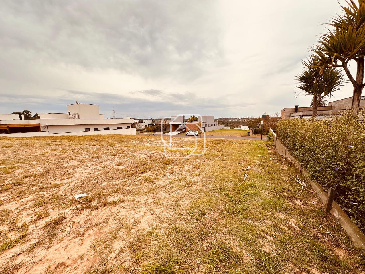 Terreno à venda em Itu - SP - Condomínio Villas do Golfe: