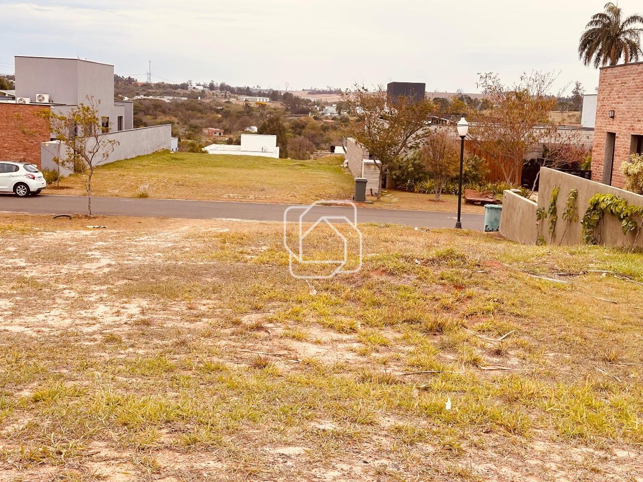 Terreno à venda em Itu - SP - Condomínio Villas do Golfe: