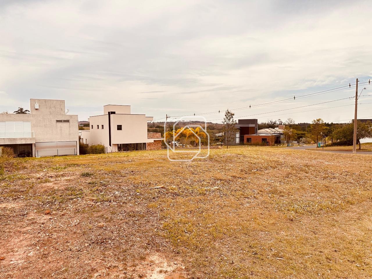 Terreno à venda em Itu - SP - Condomínio Villas do Golfe: 