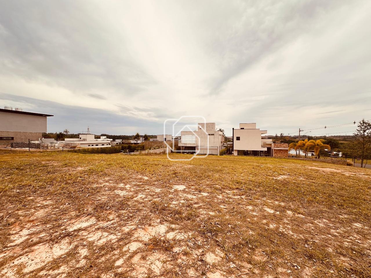 Terreno à venda em Itu - SP - Condomínio Villas do Golfe: 