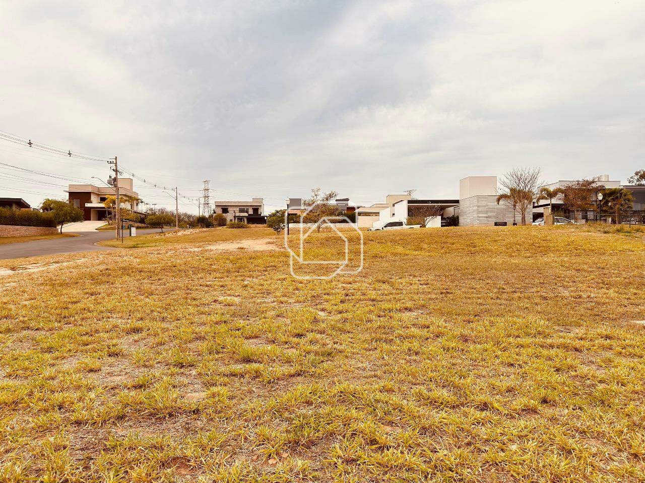 Terreno à venda em Itu - SP - Condomínio Villas do Golfe: 