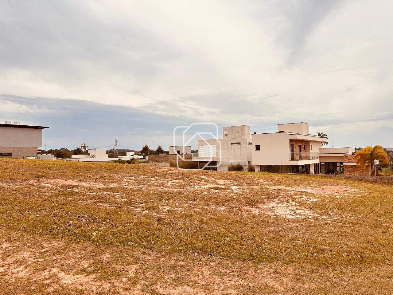 Terreno à venda em Itu - SP - Condomínio Villas do Golfe: 