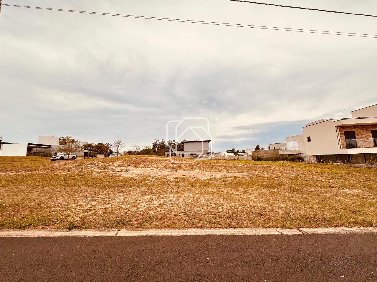 Terreno à venda em Itu - SP - Condomínio Villas do Golfe: 