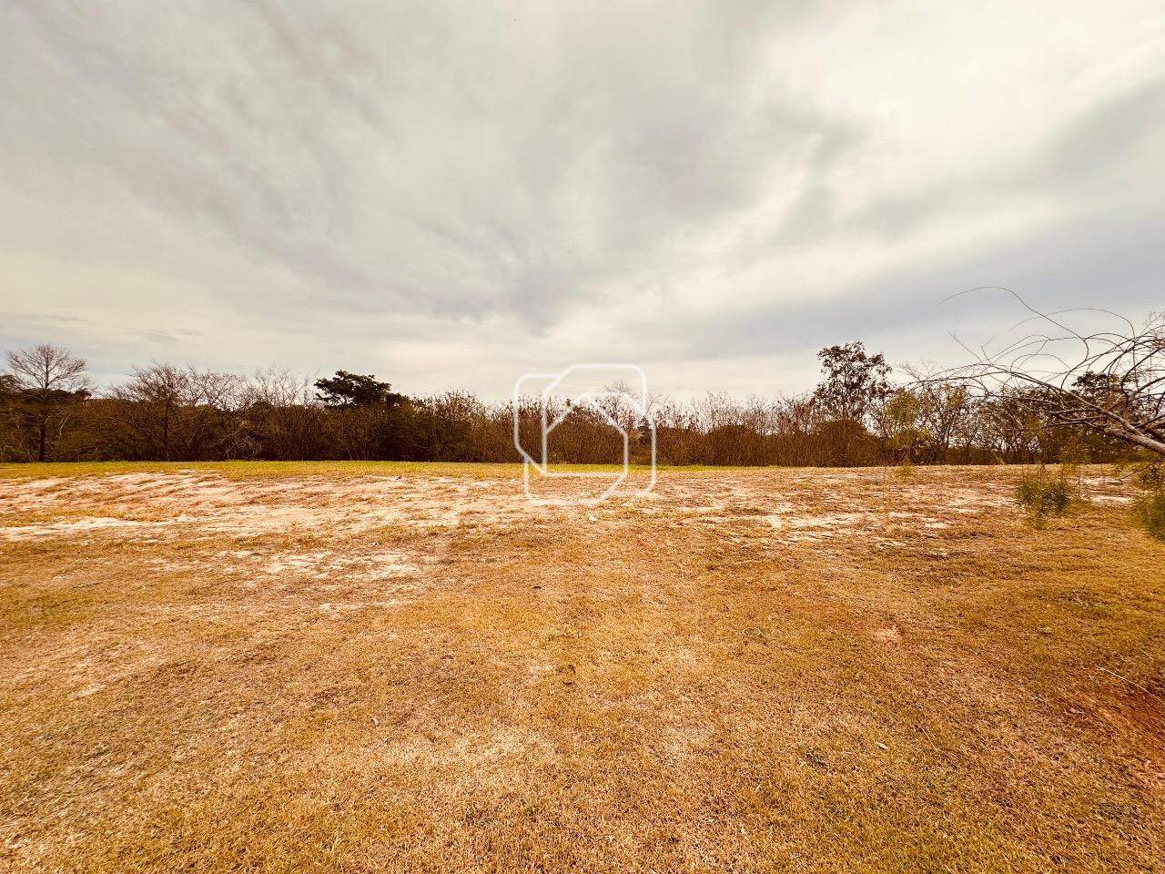 Terreno à venda em Itu - SP - Condomínio Villas do Golfe: 