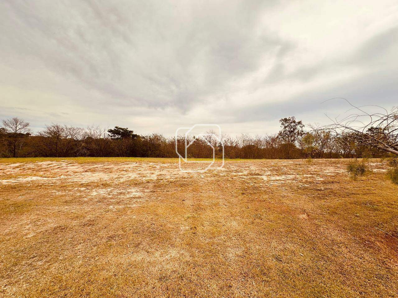 Terreno à venda em Itu - SP - Condomínio Villas do Golfe: 