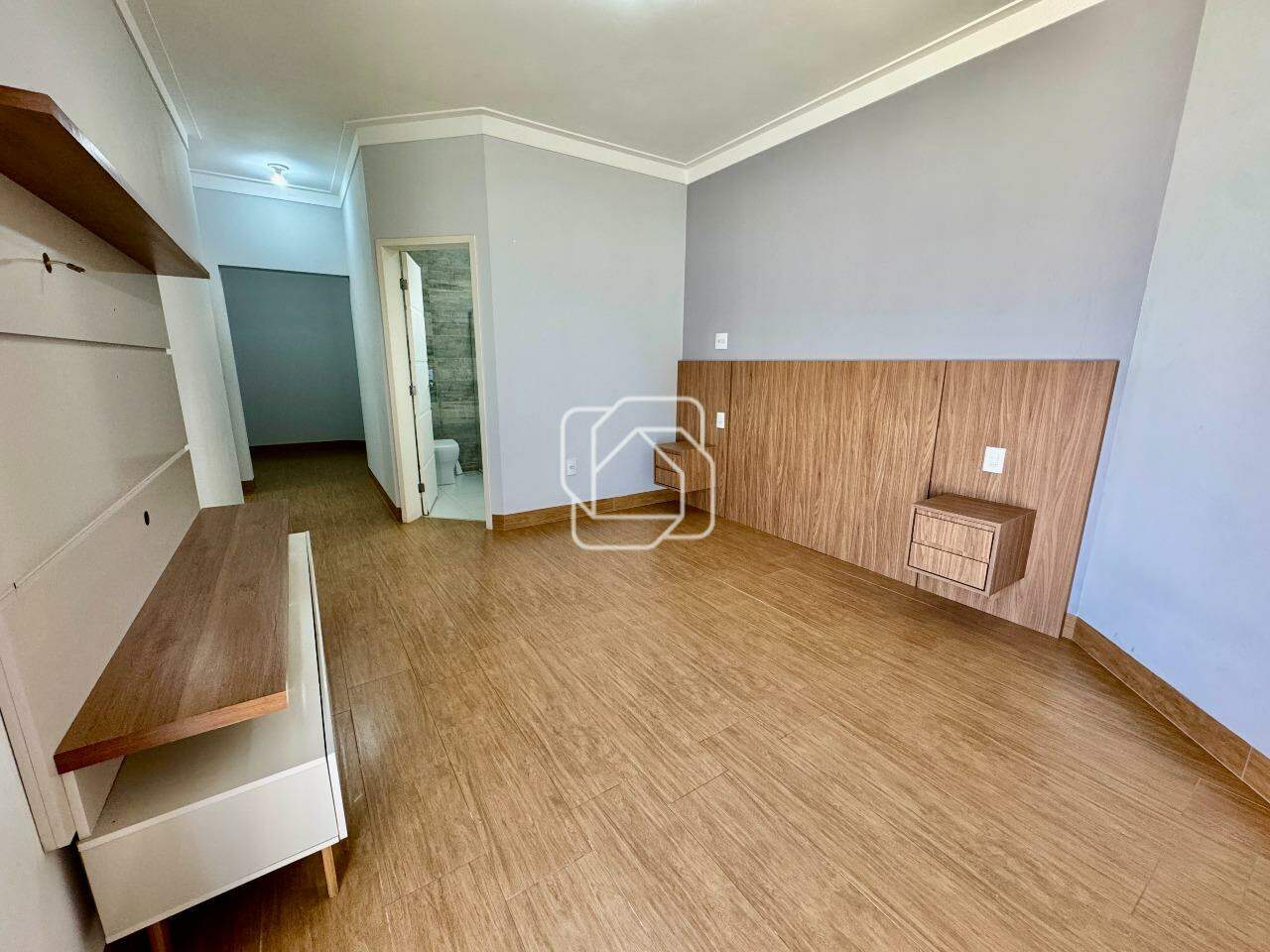 Casa de Condomínio à venda em Salto - SP - Mirante dos Ipês: 