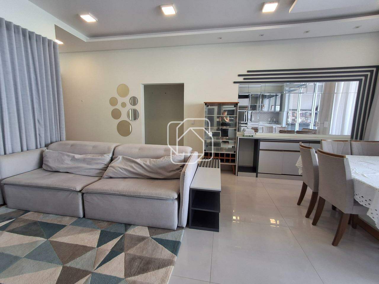 Casa de Condomínio para aluguel em Indaiatuba - SP - Jardim Residencial Dona Maria José: sala