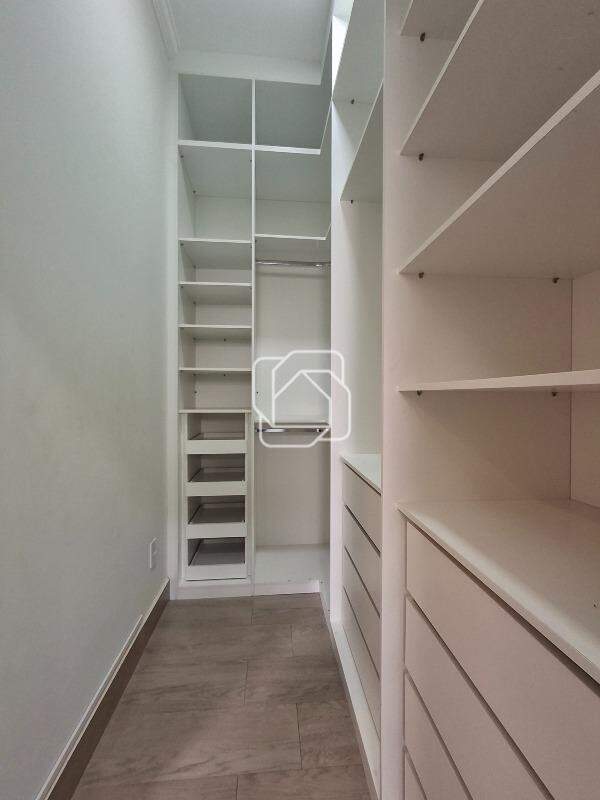 Casa de Condomínio para aluguel em Indaiatuba - SP - Jardim Residencial Dona Maria José: closet