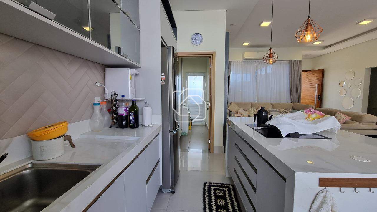 Casa de Condomínio para aluguel em Indaiatuba - SP - Jardim Residencial Dona Maria José: cozinha ilha