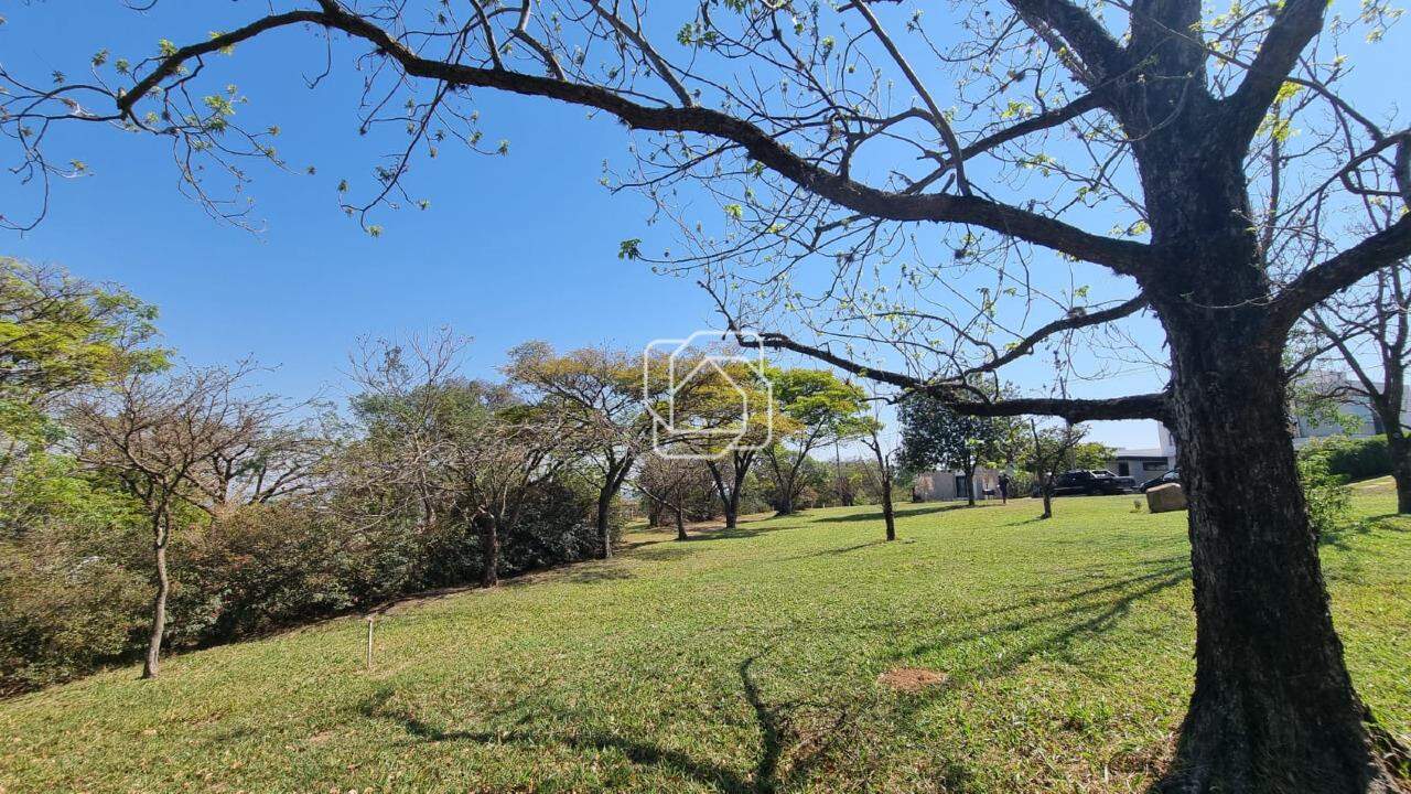 Terreno à venda em Itu - SP - Condomínio Fazenda Kurumin: Lateral esquerda