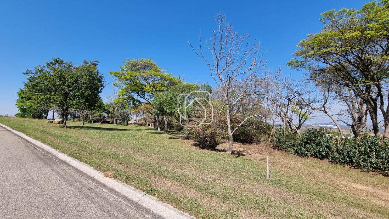 Terreno à venda em Itu - SP - Condomínio Fazenda Kurumin: Diagonal lateral direita