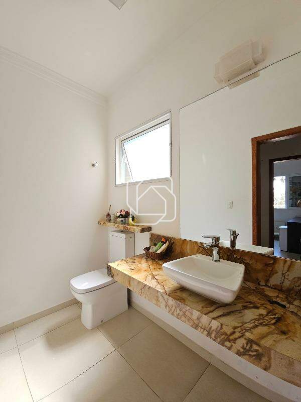 Casa de Condomínio à venda em Indaiatuba - SP - Colinas do Mosteiro de Itaici: Lavabo