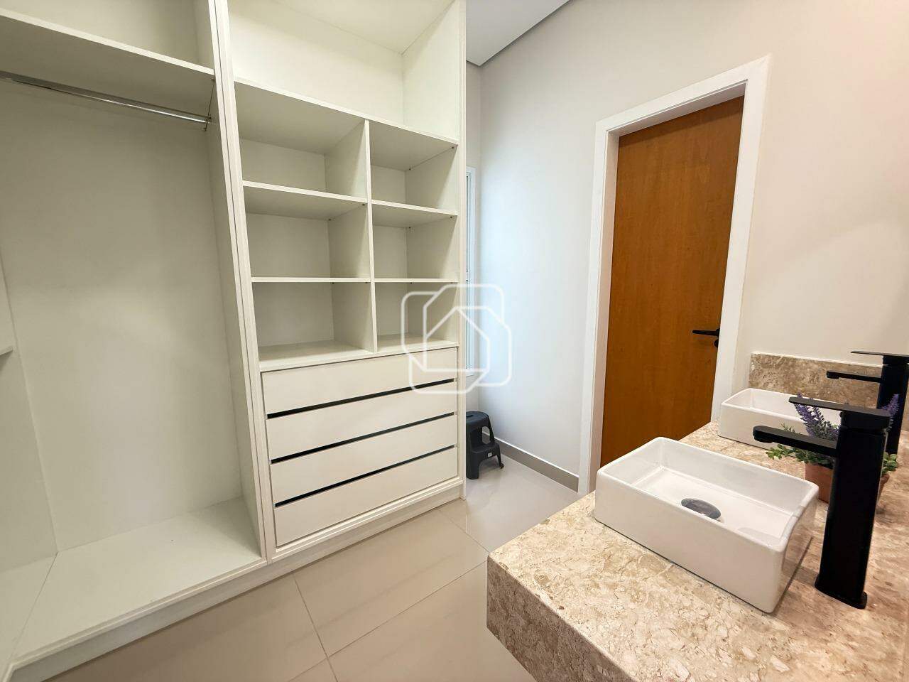 Casa de Condomínio à venda em Salto - SP - Residencial Lagos D’Icaraí: