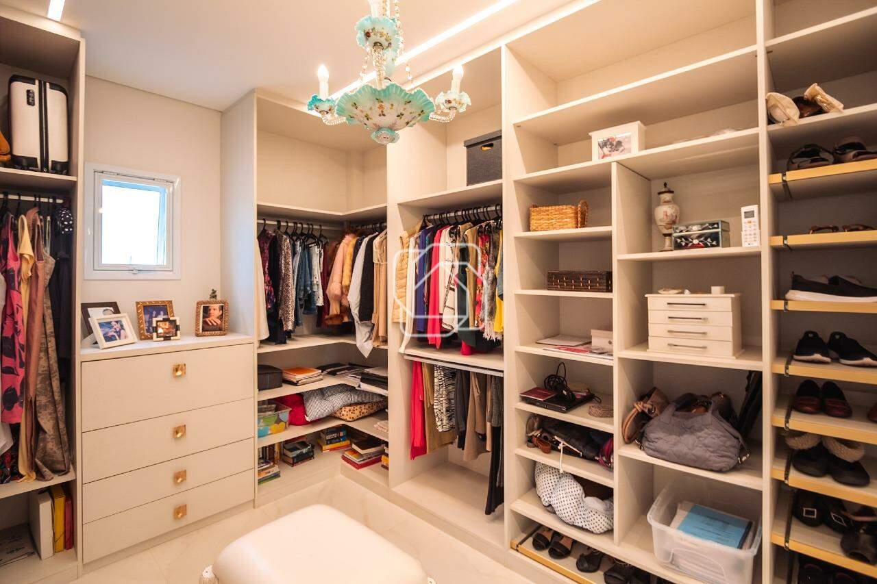 Casa de Condomínio para aluguel em Indaiatuba - SP - Jardim Vila Paradiso: Closet