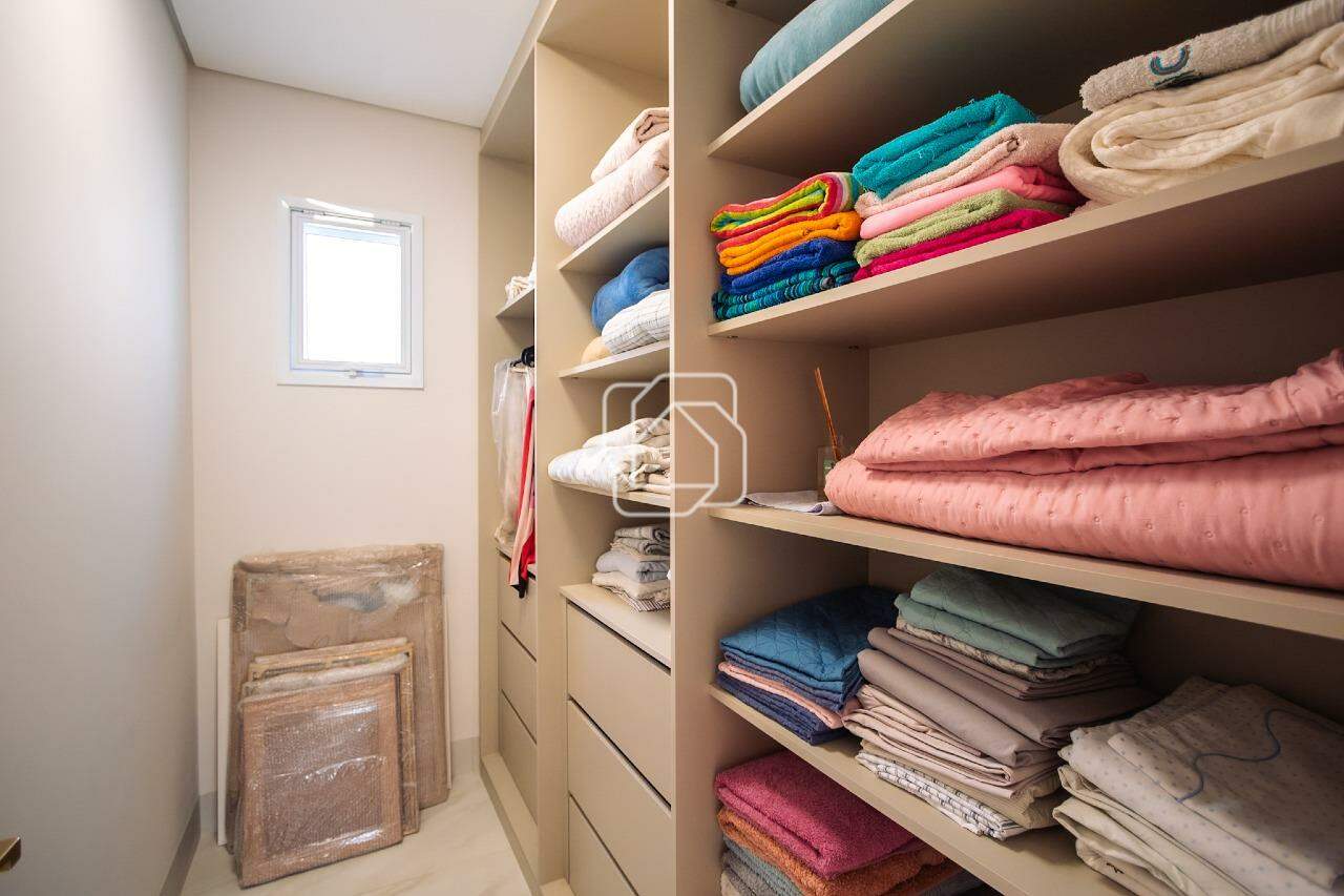 Casa de Condomínio para aluguel em Indaiatuba - SP - Jardim Vila Paradiso: Closet