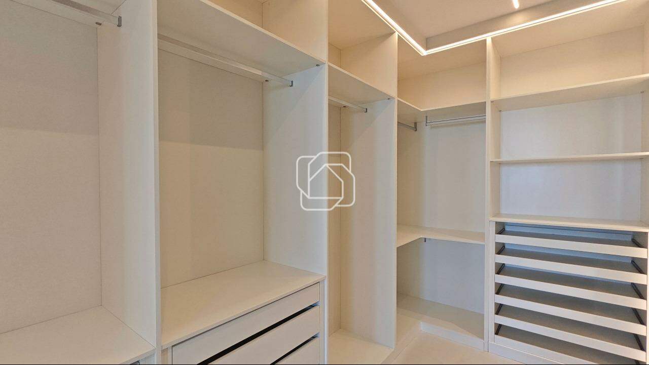 Casa de Condomínio à venda em Indaiatuba - SP - Residencial Duas Marias: Closet