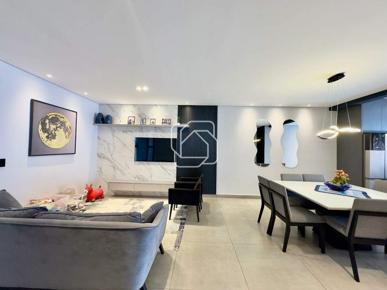 Casa de Condomínio à venda em Itu - SP - Parque do Varvito: 