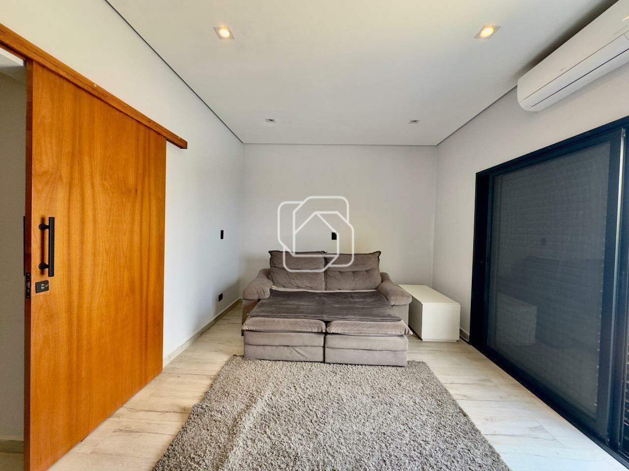 Casa de Condomínio à venda em Itu - SP - Parque do Varvito: 