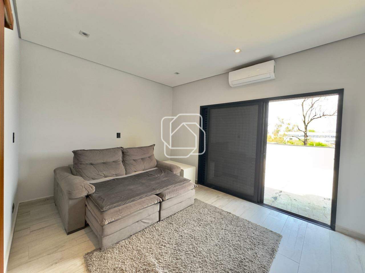 Casa de Condomínio à venda em Itu - SP - Parque do Varvito: 