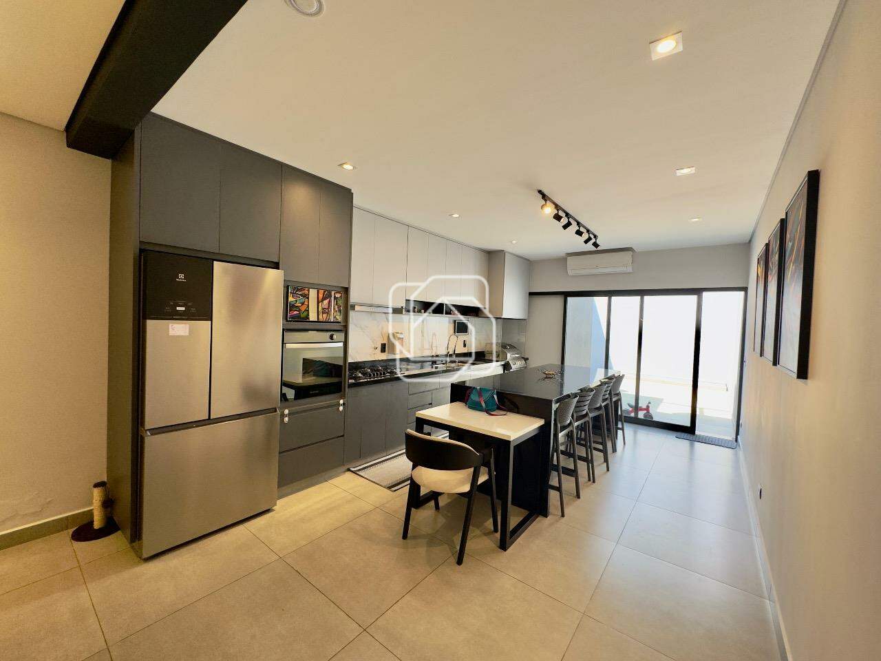 Casa de Condomínio à venda em Itu - SP - Parque do Varvito: 