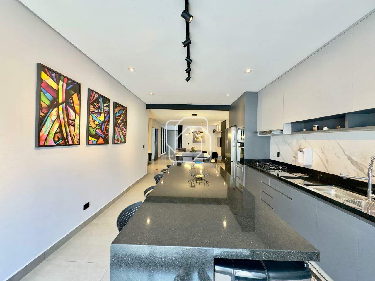 Casa de Condomínio à venda em Itu - SP - Parque do Varvito: 