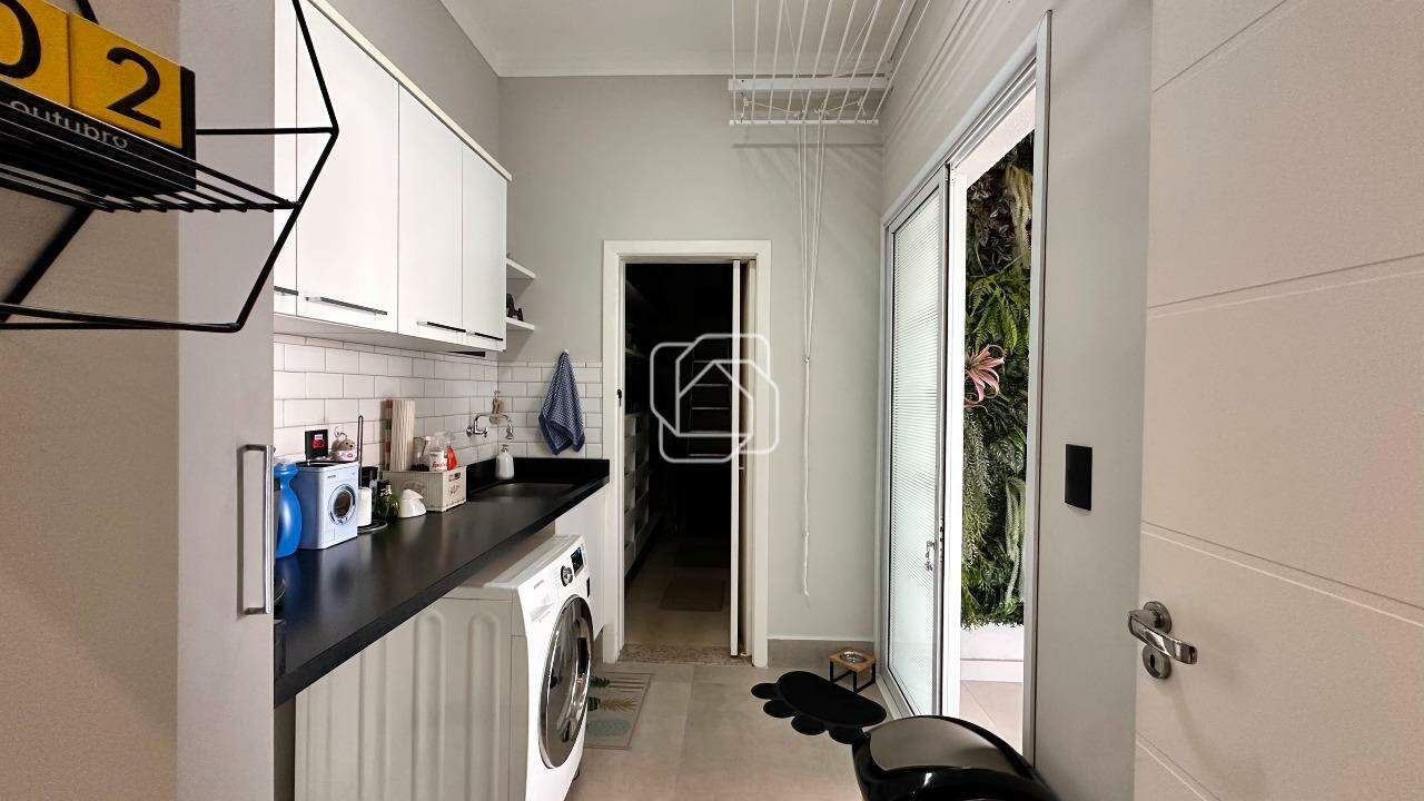 Casa de Condomínio à venda em Indaiatuba - SP - Helvetia Park: Lavanderia