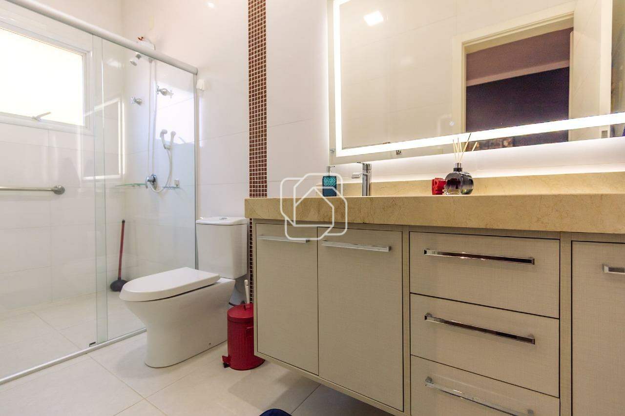 Casa de Condomínio à venda em Indaiatuba - SP - Helvetia Park: Banheiro