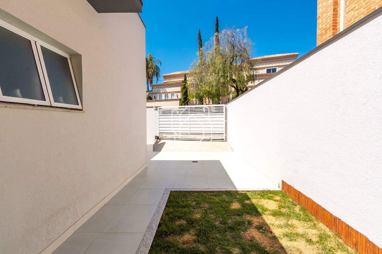 Casa de Condomínio à venda em Indaiatuba - SP - Helvetia Park: Área externa