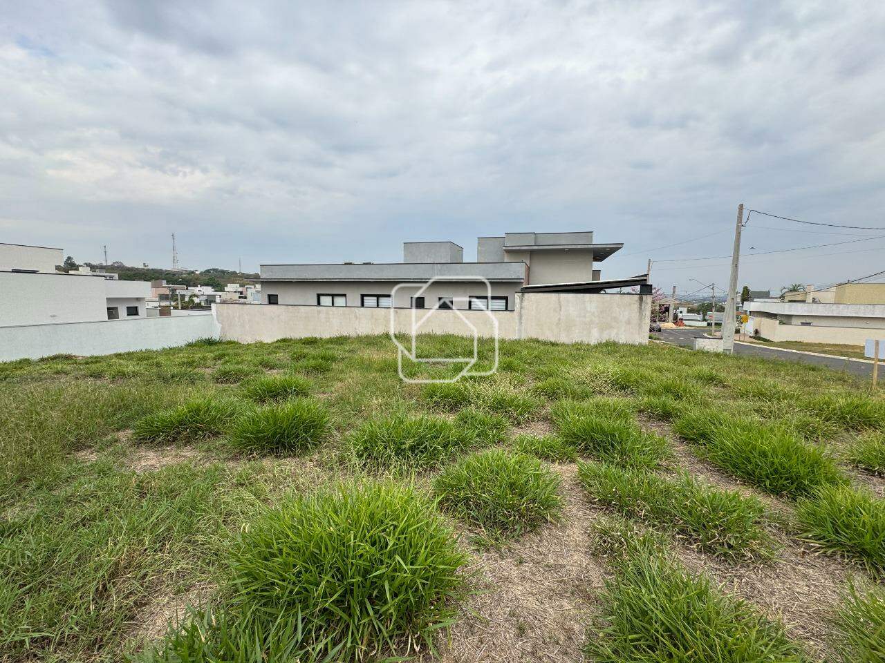 Terreno à venda em Salto - SP - Residencial Lagos D’Icaraí: 