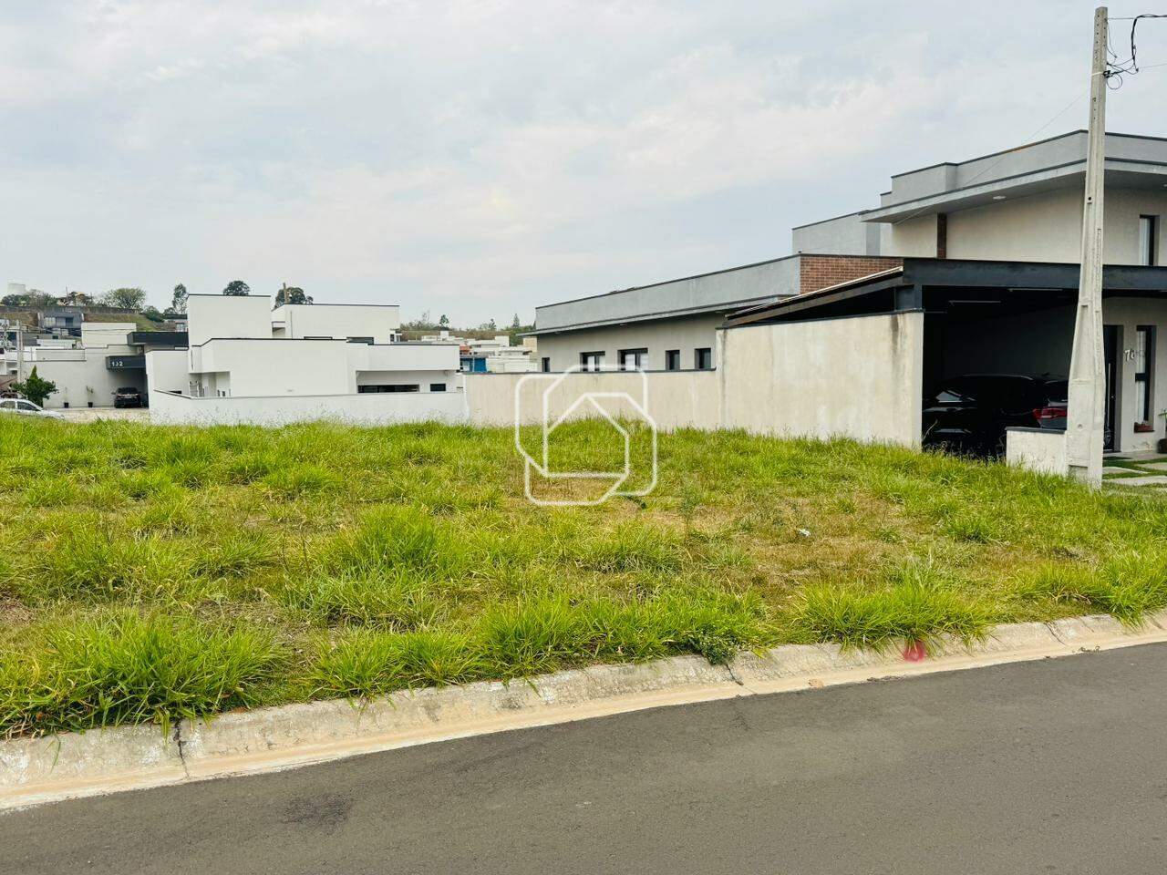Terreno à venda em Salto - SP - Residencial Lagos D’Icaraí: 