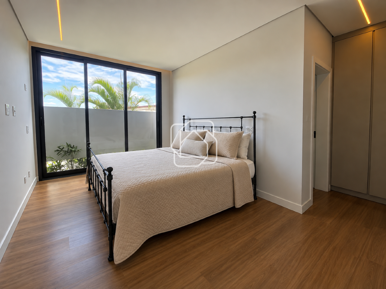 Casa de Condomínio à venda em Indaiatuba - SP - Jardim Villa Sapezal: