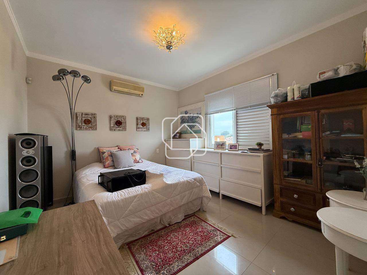 Casa de Condomínio à venda em Indaiatuba - SP - Ville Coudert: Dormitório