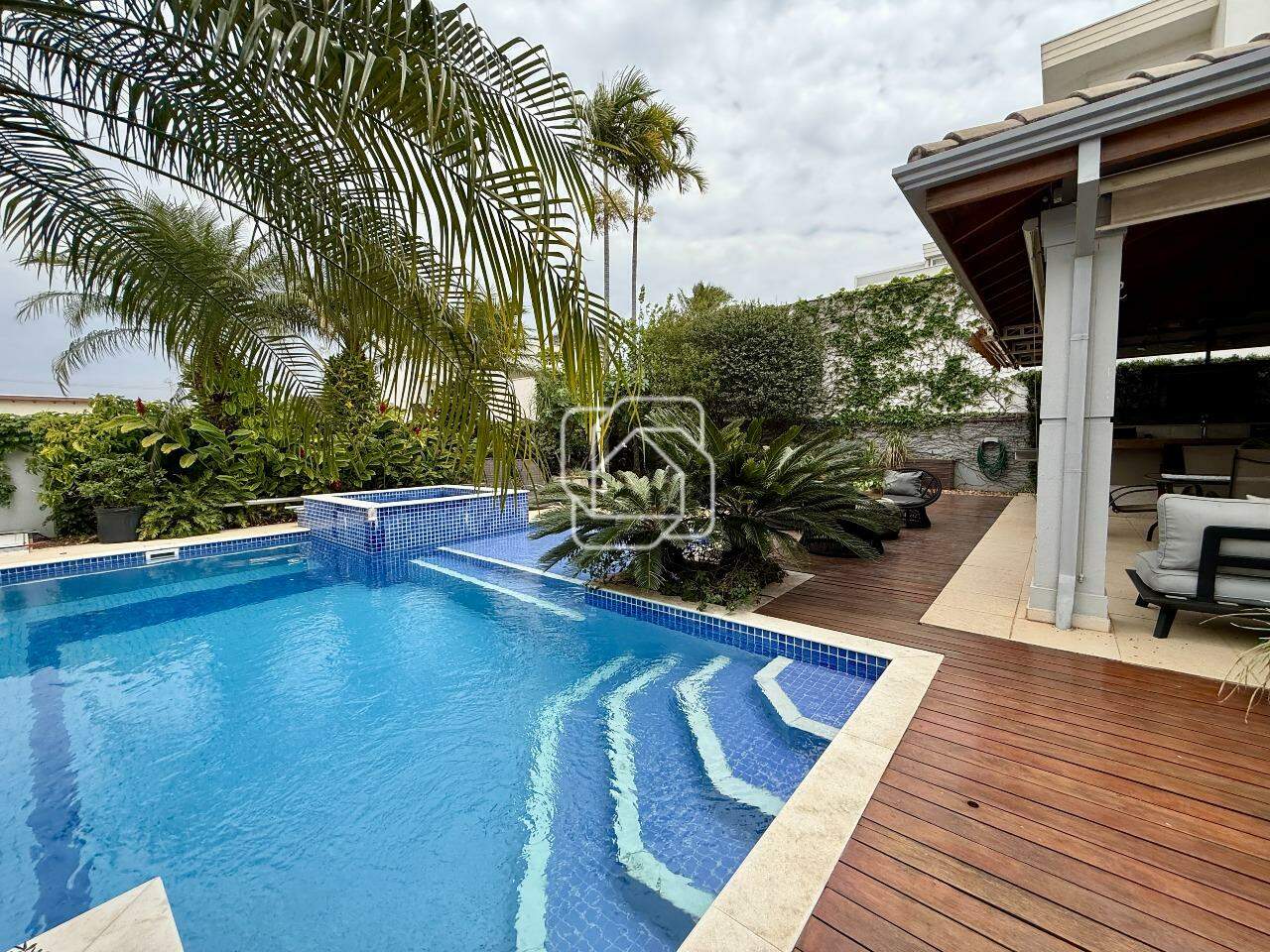 Casa de Condomínio à venda em Indaiatuba - SP - Ville Coudert: Área da piscina
